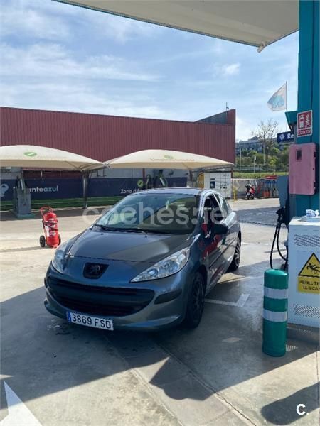 Gris / plata Usado 2007 Peugeot 207 Berlina | 4000 € (Precio justo) - Imagen 1/4