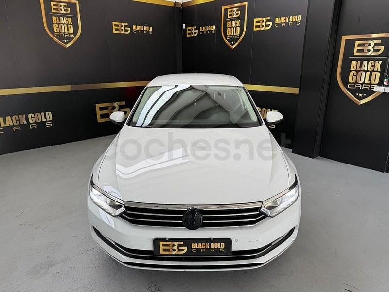 Usado VW Passat Sportline 150 CV (110 kW) 2016 Blanco Berlina