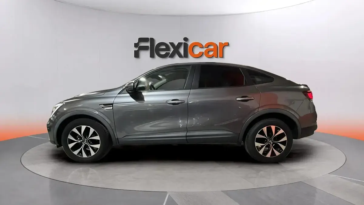 Usado Renault Arkana Equilibre 145 CV (106 kW) 2022 Gris SUV