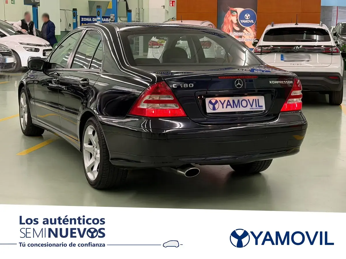 Usado Mercedes C180 Sport Edition 143 CV (105 kW) 2005 Negro Berlina