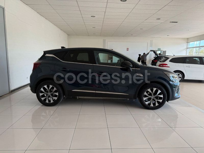 Usado Renault Captur Techno 90 CV (66 kW) 2023 Azul SUV