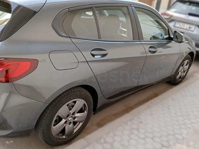 Usado BMW 116 Performance 116 CV (85 kW) 2020 Gris / plata Utilitario