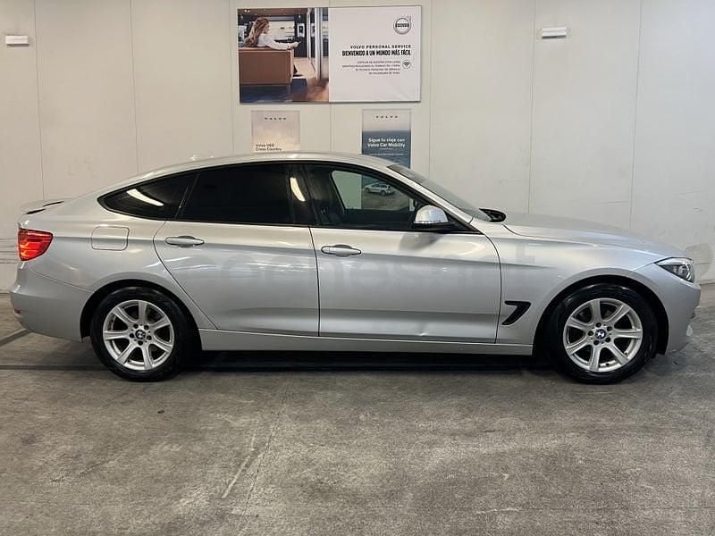 Usado BMW 318 150 CV (110 kW) 2015 Gris / plata Berlina