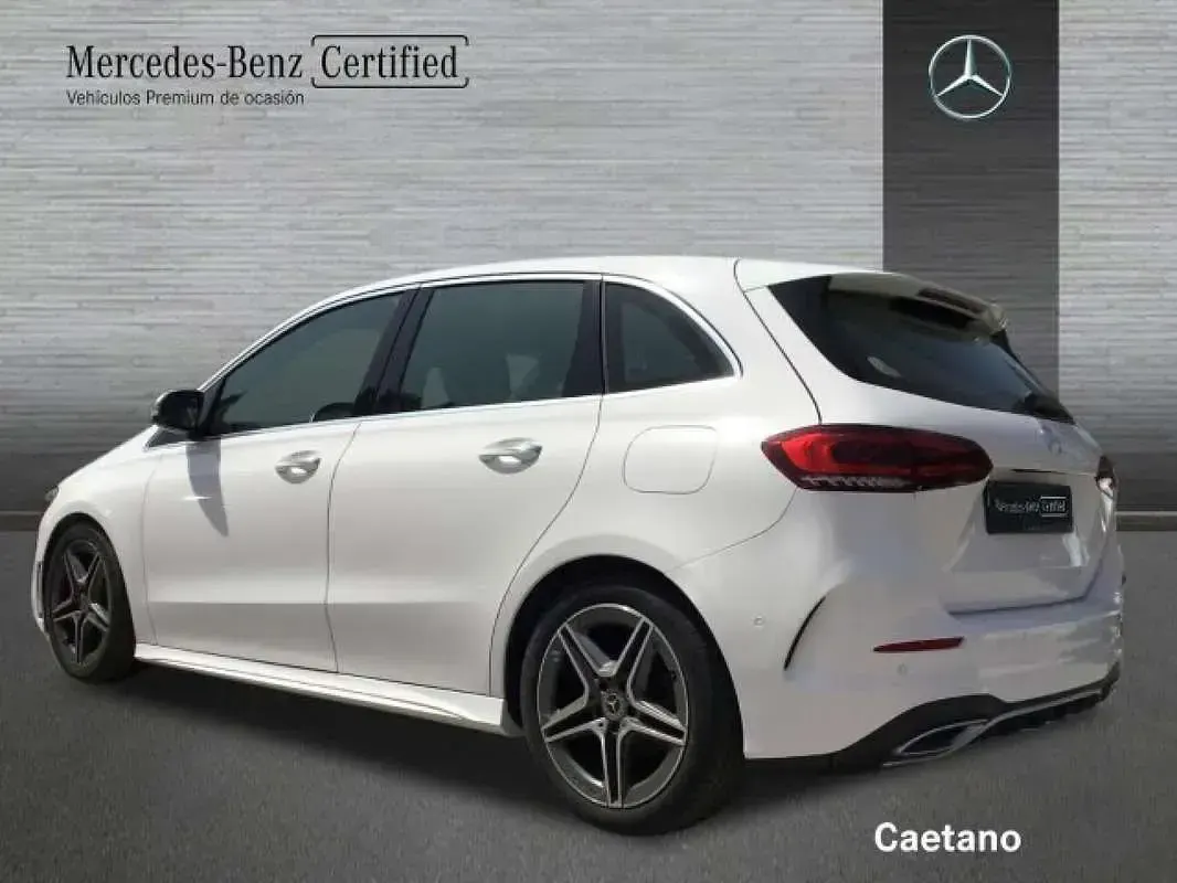 Usado Mercedes B200 150 CV (110 kW) 2021 Blanco Utilitario