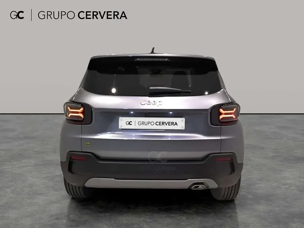 Nuevo Jeep Avenger 110 CV (80 kW) 2026 Gris SUV