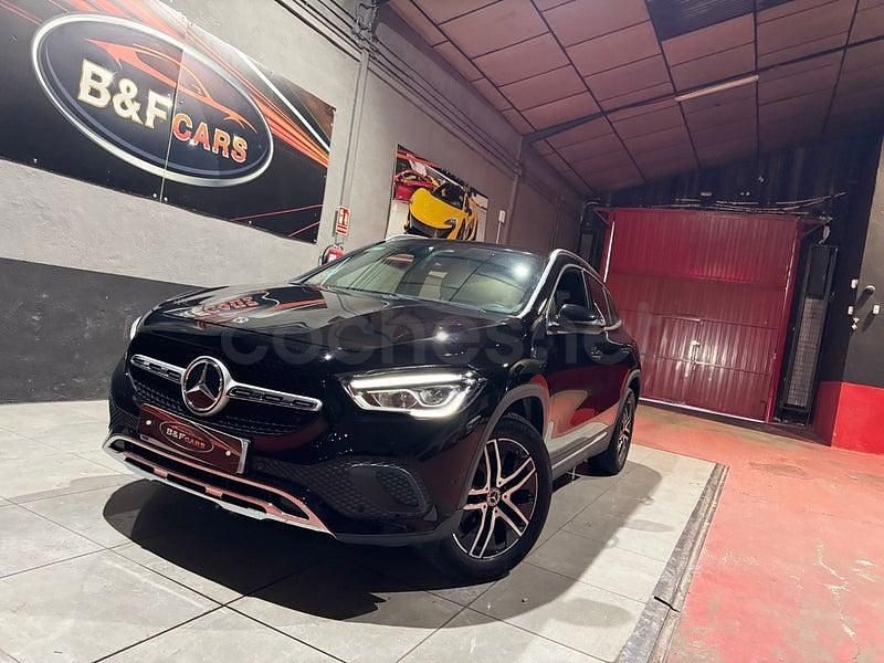 Usado Mercedes GLA200 150 CV (110 kW) 2022 Negro SUV