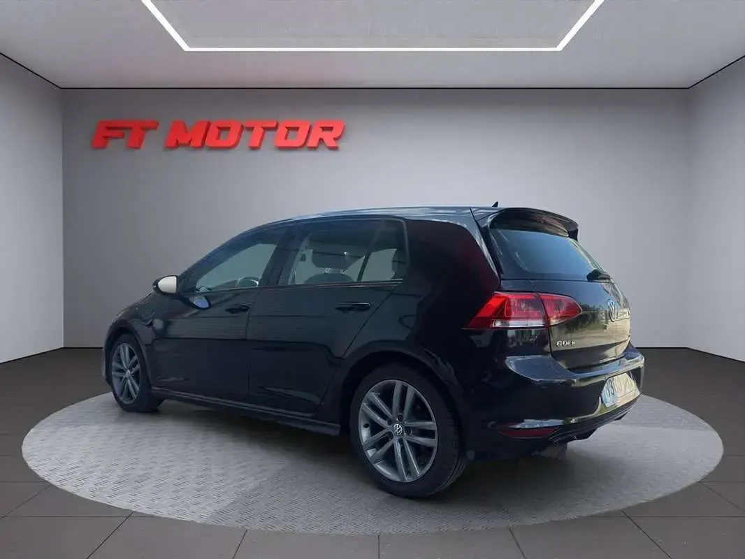 Usado VW Golf VII Sportline 105 CV (77 kW) 2014 Negro Utilitario