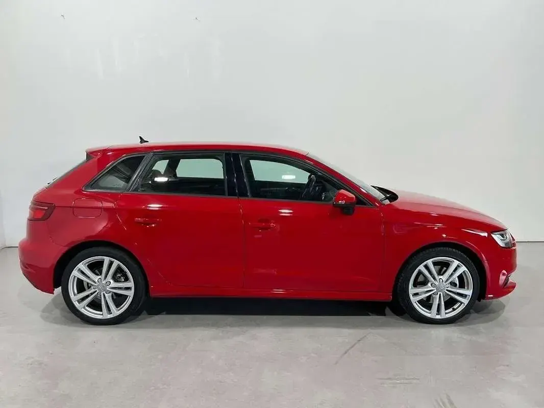 Usado Audi A3 Sportback e-tron S-Line 204 CV (150 kW) 2020 Rojo Utilitario