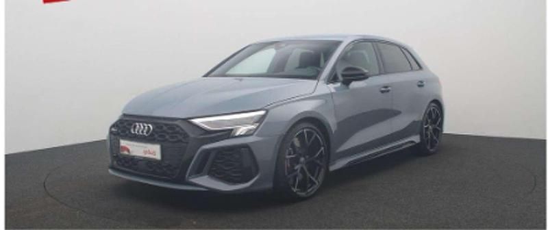 Usado Audi RS3 Sportback 400 CV (294 kW) 2023 Gris Utilitario