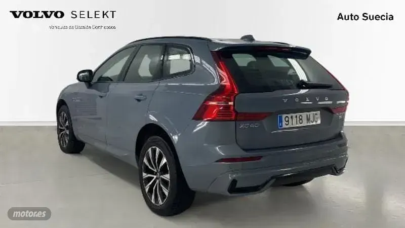 Usado Volvo XC60 Plus 197 CV (144 kW) 2023 Gris SUV