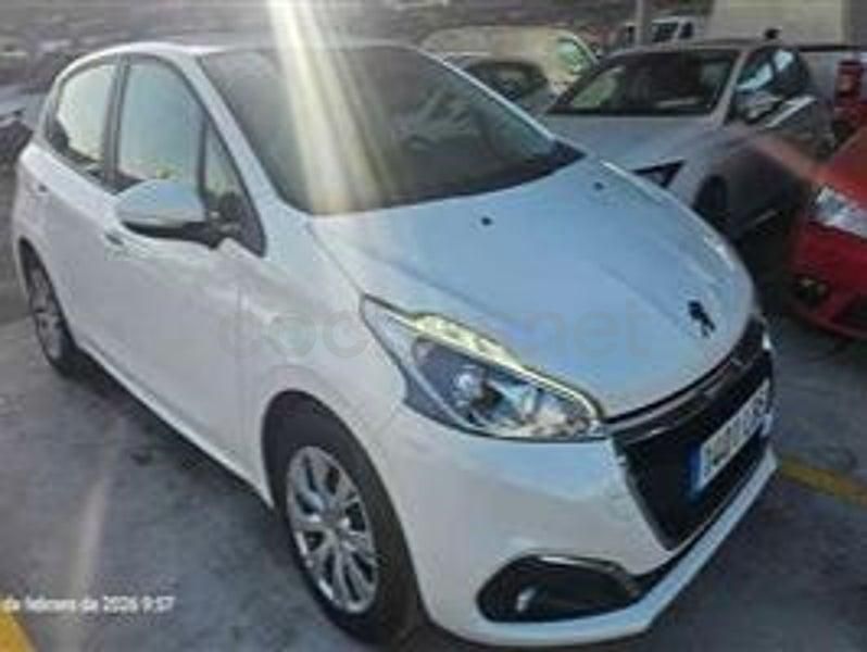 Usado Peugeot 208 Active 100 CV (73 kW) 2019 Blanco Utilitario