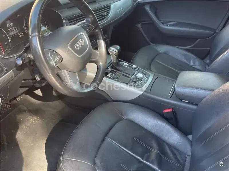 Usado Audi A6 Premium 245 CV (180 kW) 2012 Azul Familiar