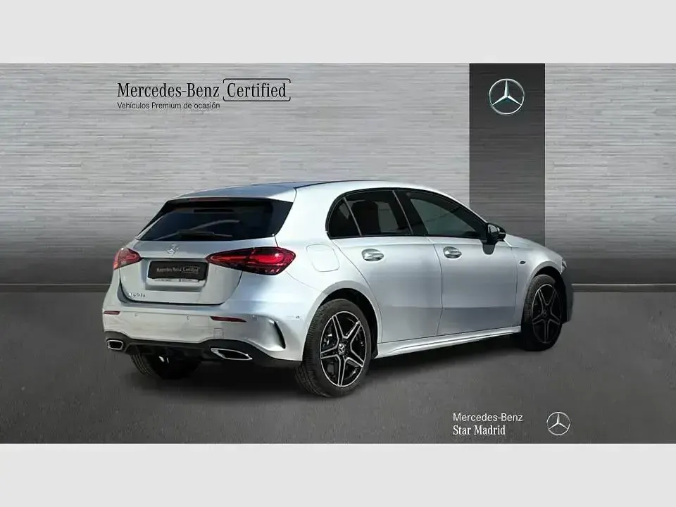 Usado Mercedes A250 218 CV (160 kW) 2025 Gris Berlina