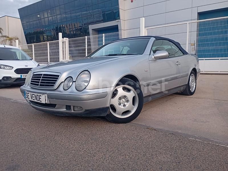 Gris / plata Usado 1998 Mercedes CLK230 Elegance Descapotable | 6500 € (Precio justo) - Imagen 1/4