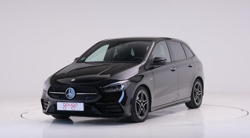 Negro Usado 2021 Mercedes B200 Monovolumen | 26.900 € (Precio justo) - Imagen 1/4