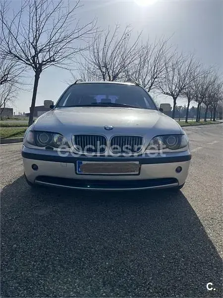 Usado BMW 330 184 CV (135 kW) 2001 Gris / plata Familiar