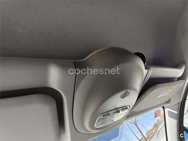 Usado Peugeot Partner Tepee Access 75 CV (55 kW) 2016 Negro Monovolumen