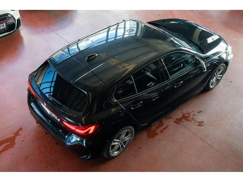 Usado BMW 118 Sport Line 140 CV (102 kW) 2020 Negro Utilitario