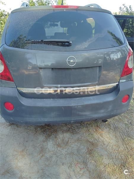 Usado Opel Antara Energy 127 CV (93 kW) 2010 Gris / plata SUV
