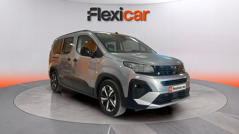 Usado Peugeot Rifter GTi 131 CV (96 kW) 2025 Gris Monovolumen