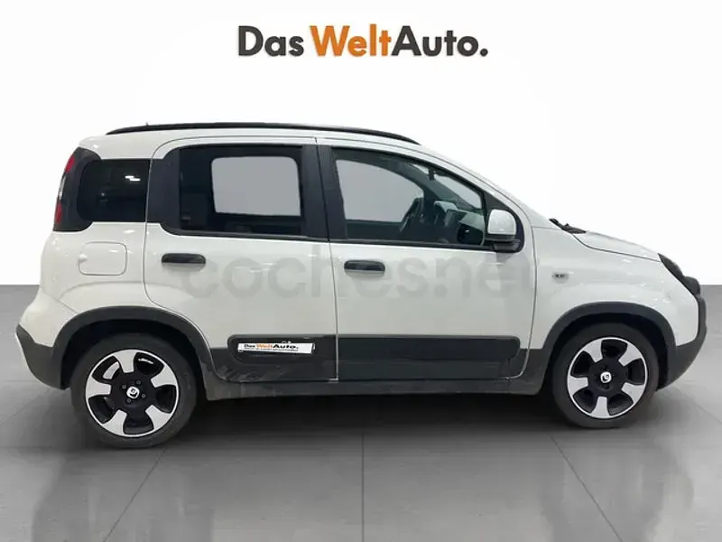 Usado Fiat Panda Cross Cross 65 CV (47 kW) 2025 Blanco Utilitario