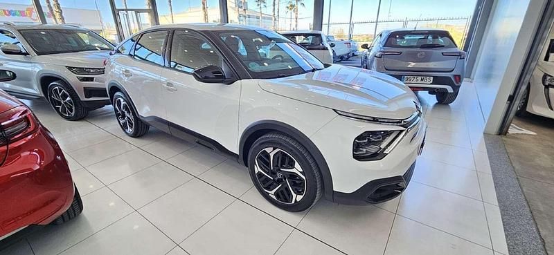 Usado Citroën C4 Feel 110 CV (80 kW) 2022 Blanco Utilitario