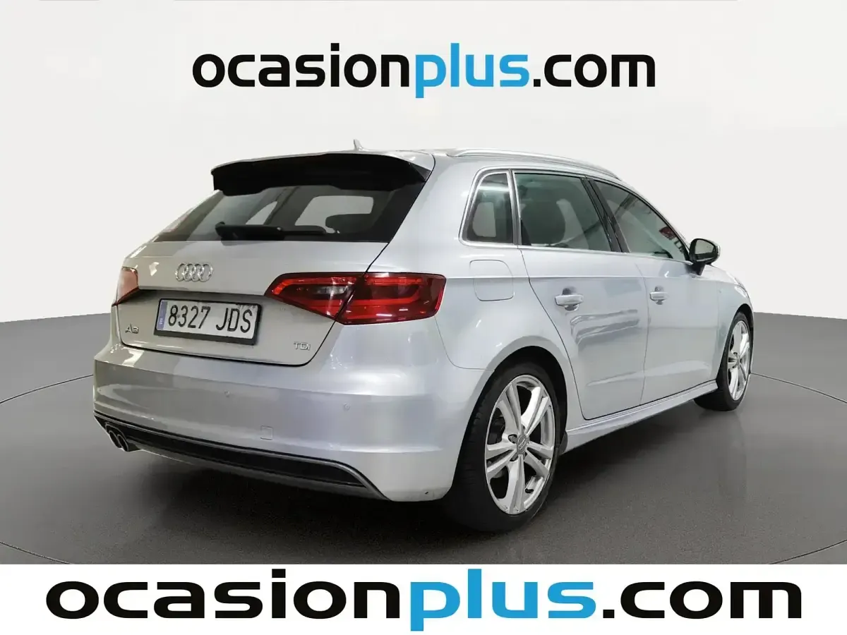 Usado Audi A3 S-Line 150 CV (110 kW) 2015 Gris Berlina