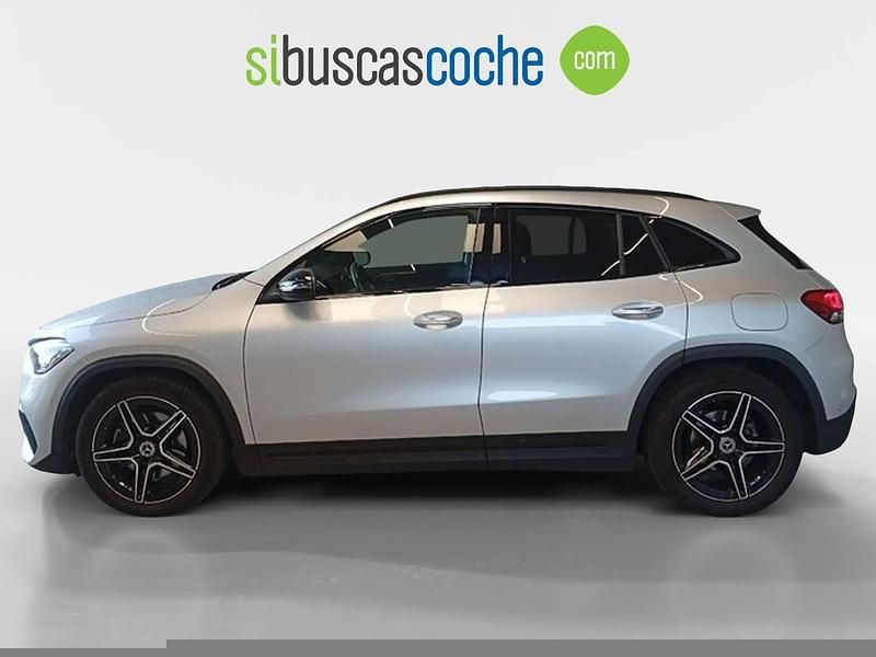 Usado Mercedes GLA200 150 CV (110 kW) 2021 Gris/plata SUV