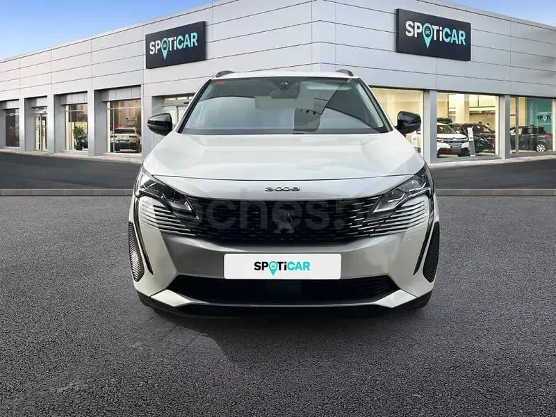 Usado Peugeot 3008 Style 130 CV (95 kW) 2021 Blanco SUV