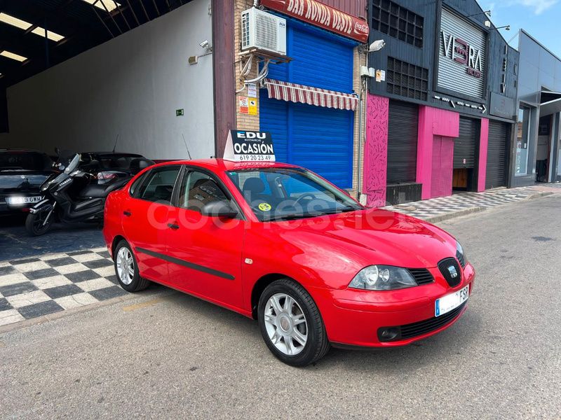 Rojo Usado 2007 Seat Cordoba Reference Berlina | 5900 € (Caro) - Imagen 1/4