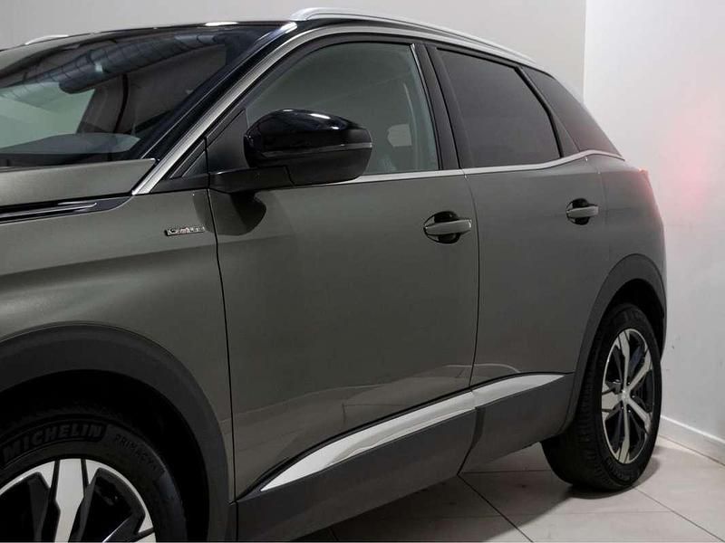 Usado Peugeot 3008 GT-line 131 CV (96 kW) 2020 Gris SUV