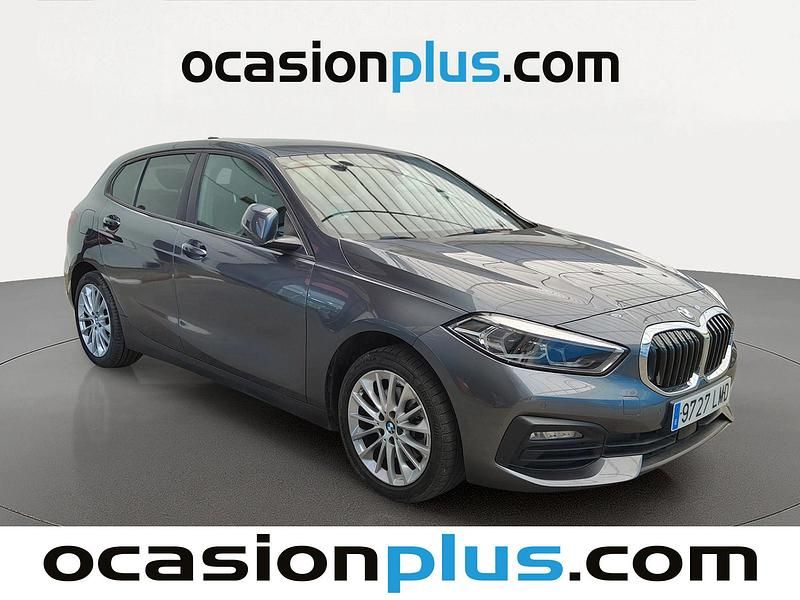 Usado BMW 118 140 HP (102 kW) 2021 Cinzento Citadino