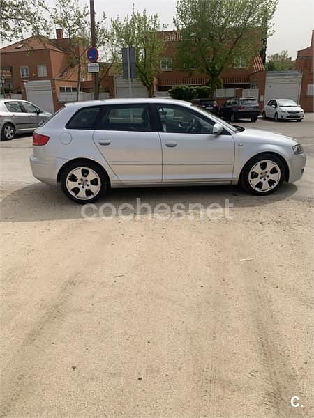 Usado Audi A3 Attraction 105 CV (77 kW) 2007 Gris / plata Utilitario
