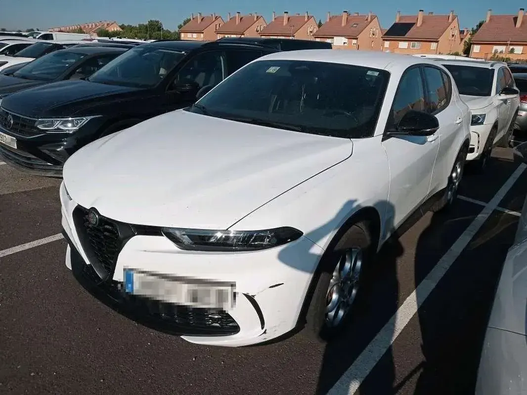 Usado Alfa Romeo Tonale Sprint 131 CV (96 kW) 2022 SUV
