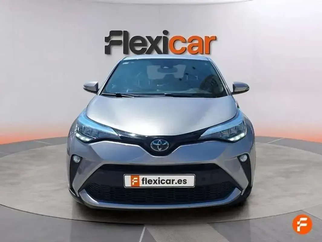 Usado Toyota C-HR Active 122 CV (89 kW) 2021 Gris SUV
