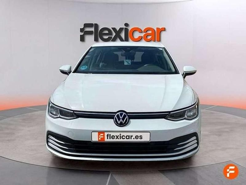 Usado VW Golf VIII Life 116 CV (85 kW) 2022 Blanco Familiar
