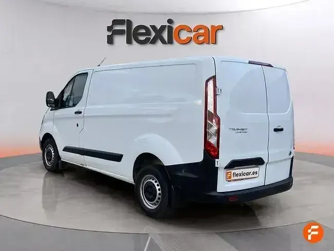 Begagnad Ford Transit Custom 105 HK (77 kW) 2021 Vit Sedan