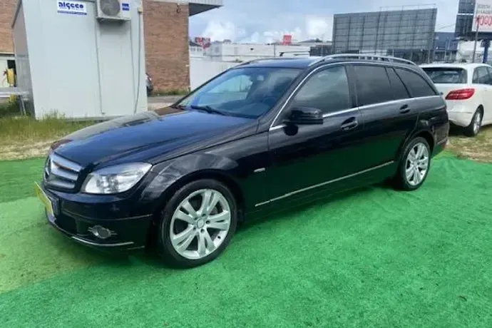 Usado Mercedes C250 Avantgarde 205 CV (150 kW) 2010 Familiar