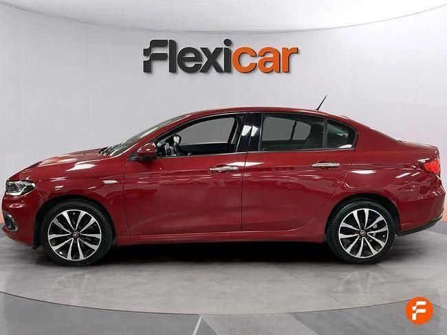 Usado Fiat Tipo Easy 95 CV (69 kW) 2019 Rojo Berlina