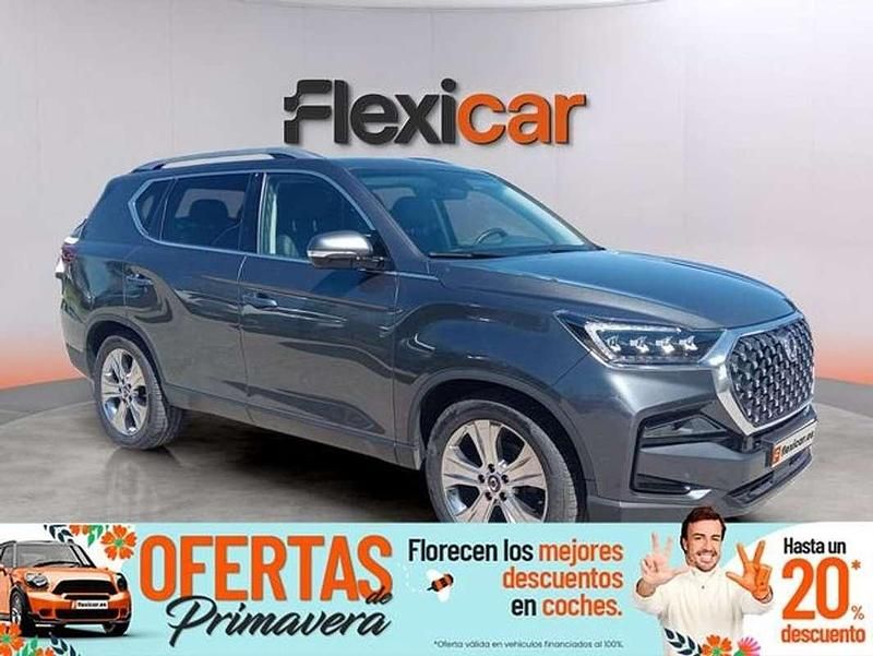 Usado Ssangyong (KGM) Rexton Limited 203 CV (149 kW) 2022 Gris SUV