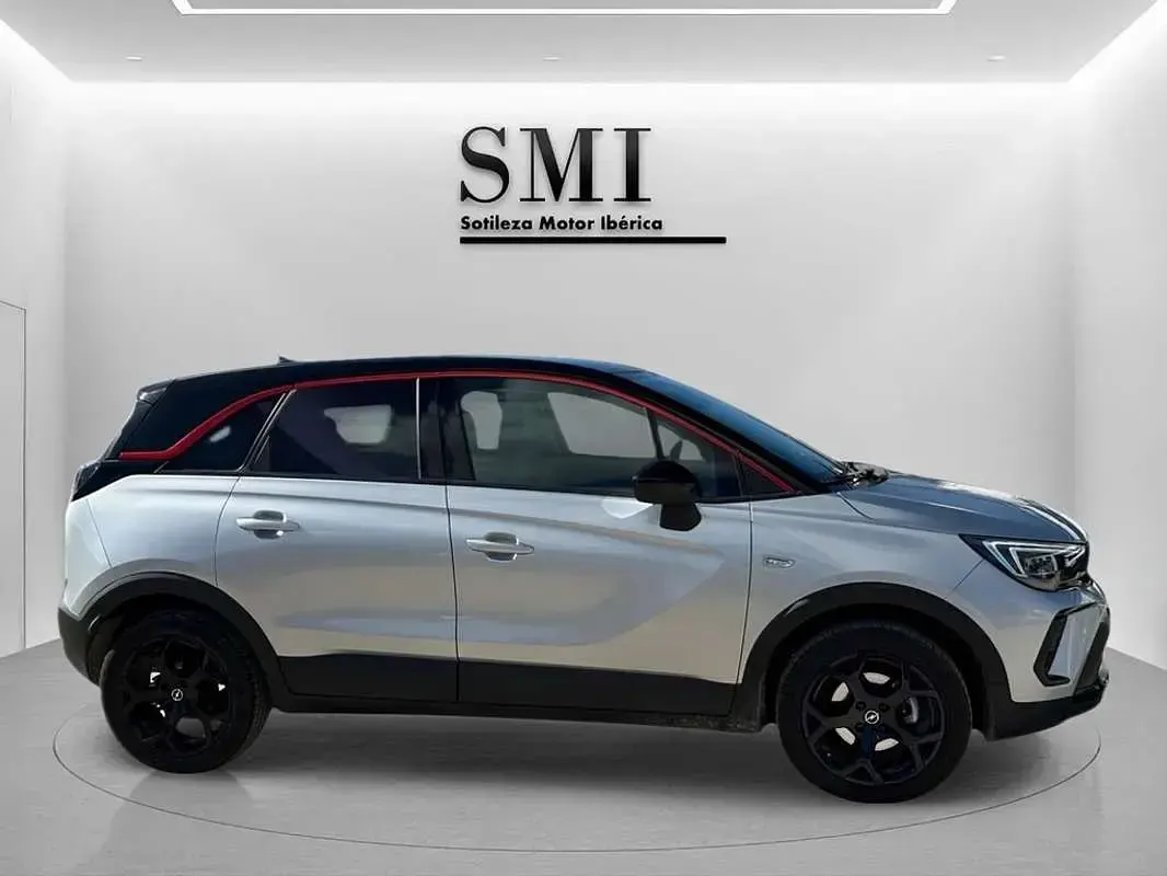 Usado Opel Crossland Edition 110 CV (80 kW) 2023 Gris SUV