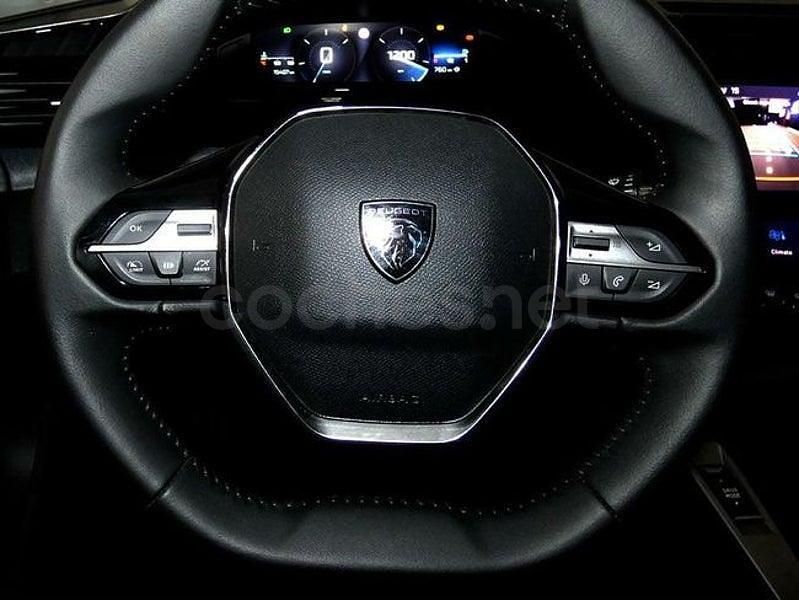 Usado Peugeot 308 SW Allure 130 CV (95 kW) 2023 Negro Familiar