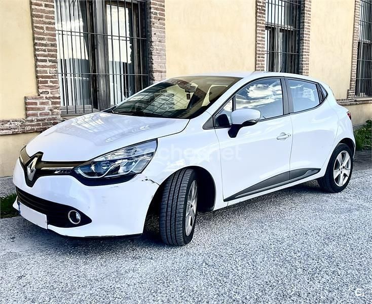 Usado Renault Clio IV Dynamique 90 CV (66 kW) 2015 Blanco Berlina