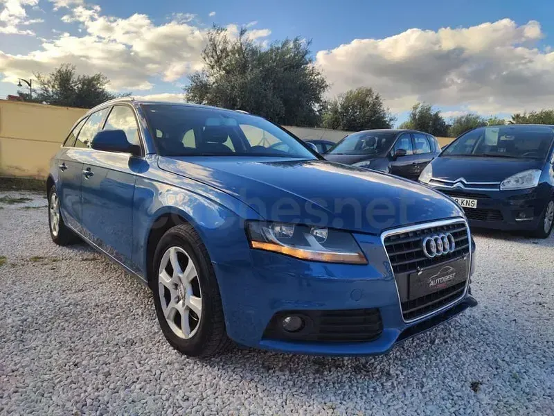 Usado Audi A4 143 HP (105 kW) 2008 Azul Carrinha
