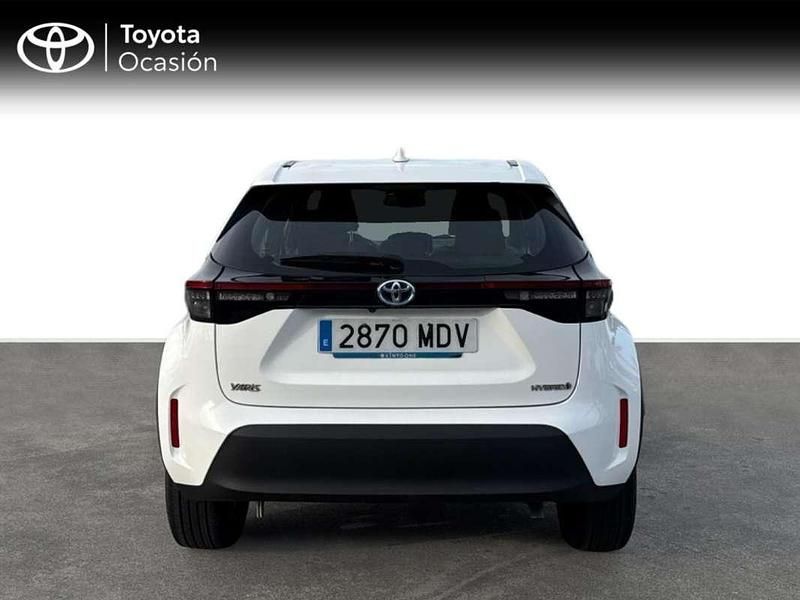 Usado Toyota Yaris Cross Active 116 CV (85 kW) 2023 Blanco SUV