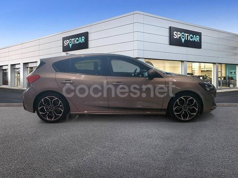 Usado Ford Focus ST-Line 125 CV (91 kW) 2019 Gris Berlina