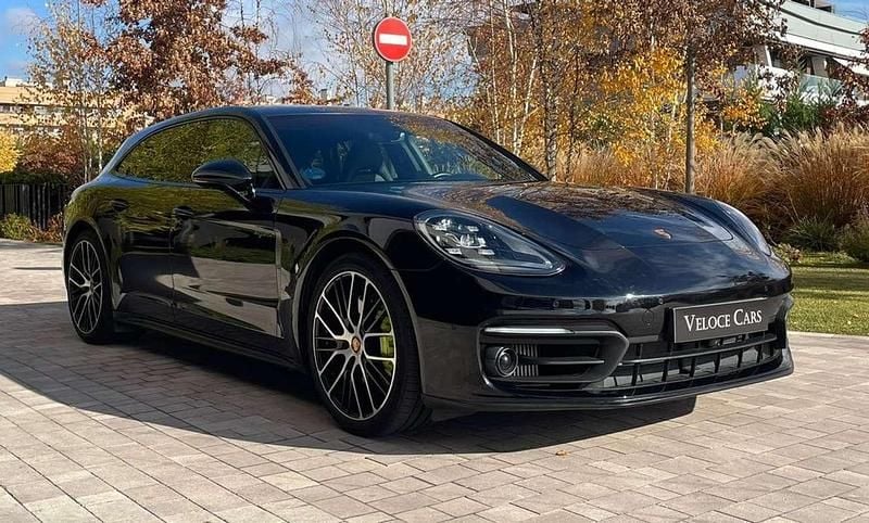 Begagnad Porsche Panamera Platinum Edition 462 HK (339 kW) 2021 Svart Kombi