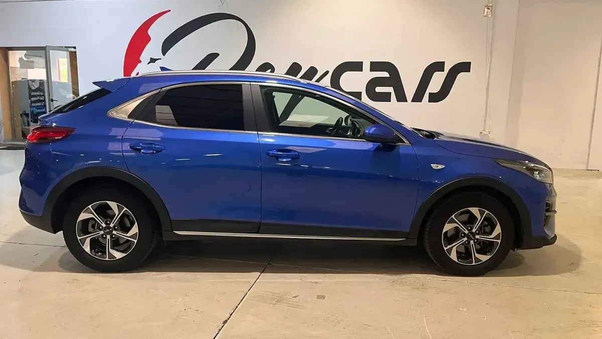 Usado Kia XCeed 120 CV (88 kW) 2022 Azul SUV