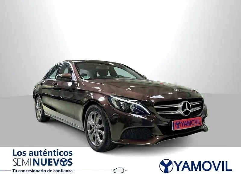 Käytetty Mercedes C220 170 HP (125 kW) 2018 Ruskea Sedan