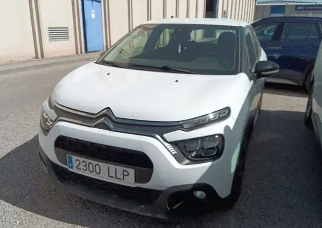 Usado Citroën C3 Feel 102 CV (75 kW) 2020 Blanco Utilitario